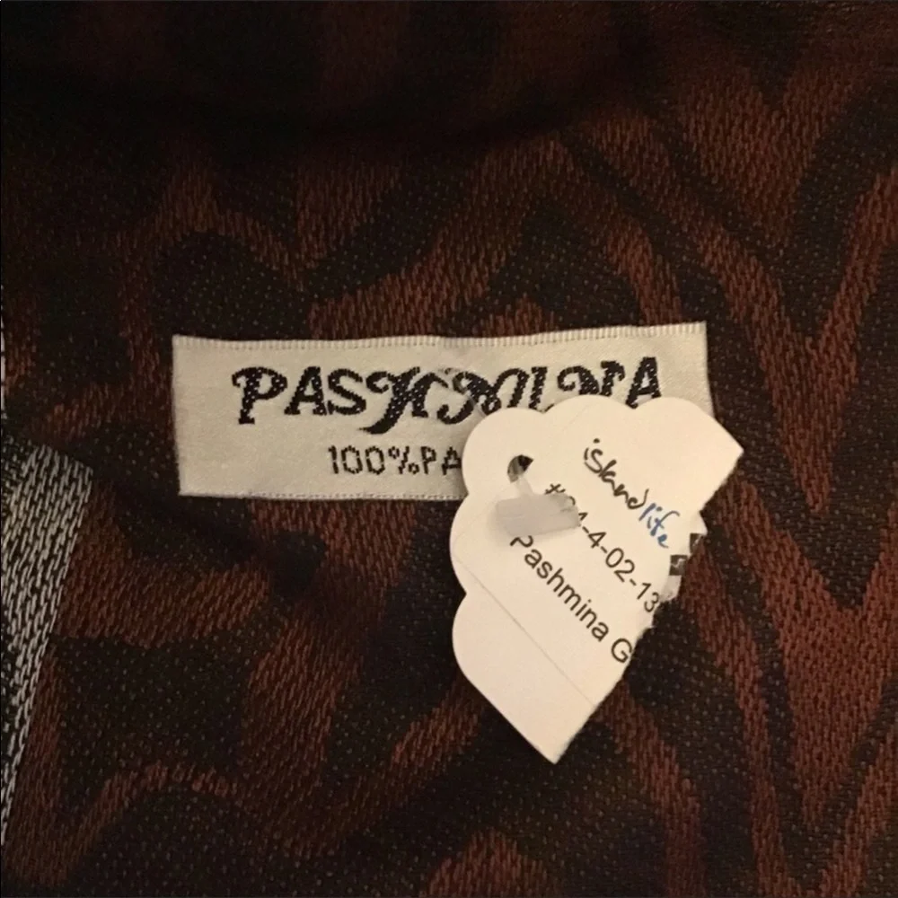 Pashmina scarf NWT has tassels ready with Fall colors. 70”x54” warm & co…